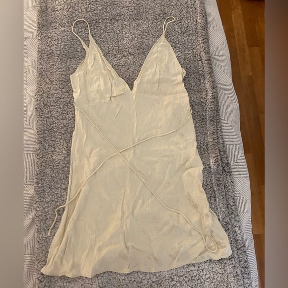 Cream silky Wilfred minidress - Picture 1 of 3